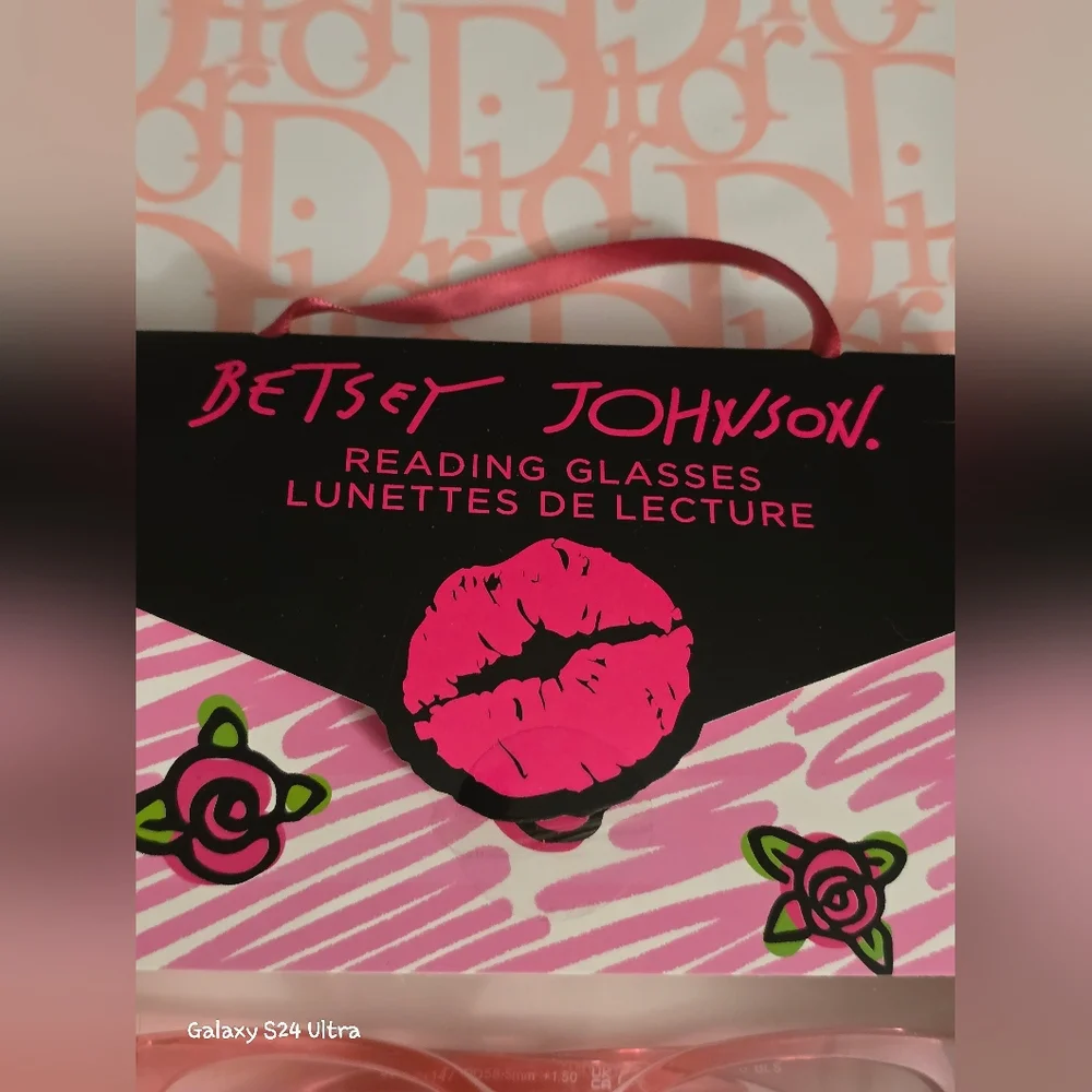 Betsey Johnson 3-pair reading glasses set in +1.50 magnification NIB